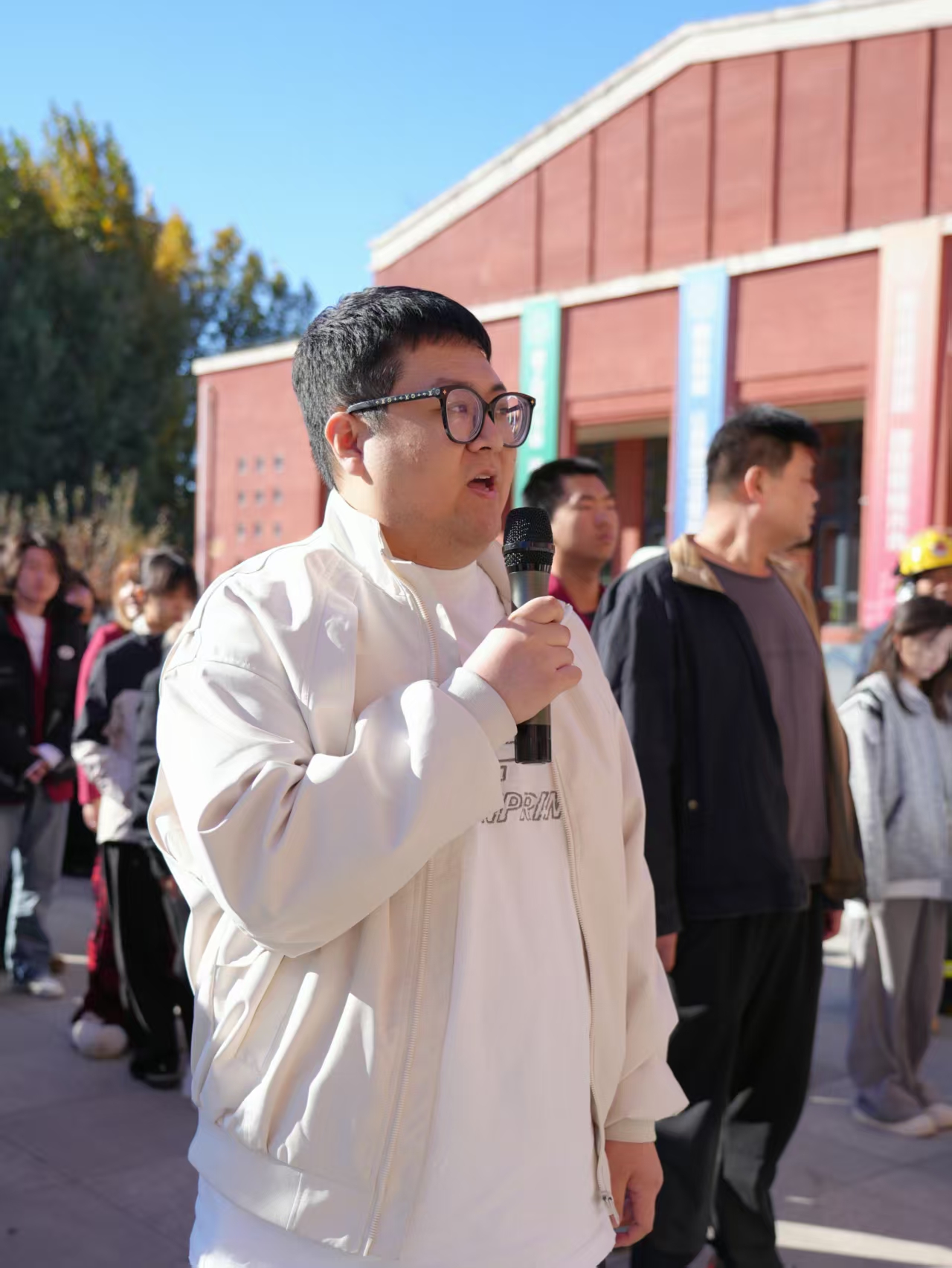 734d933f58d0fe4417e951449592fb76.jpg 734d933f58d0fe4417e951449592fb76.jpg