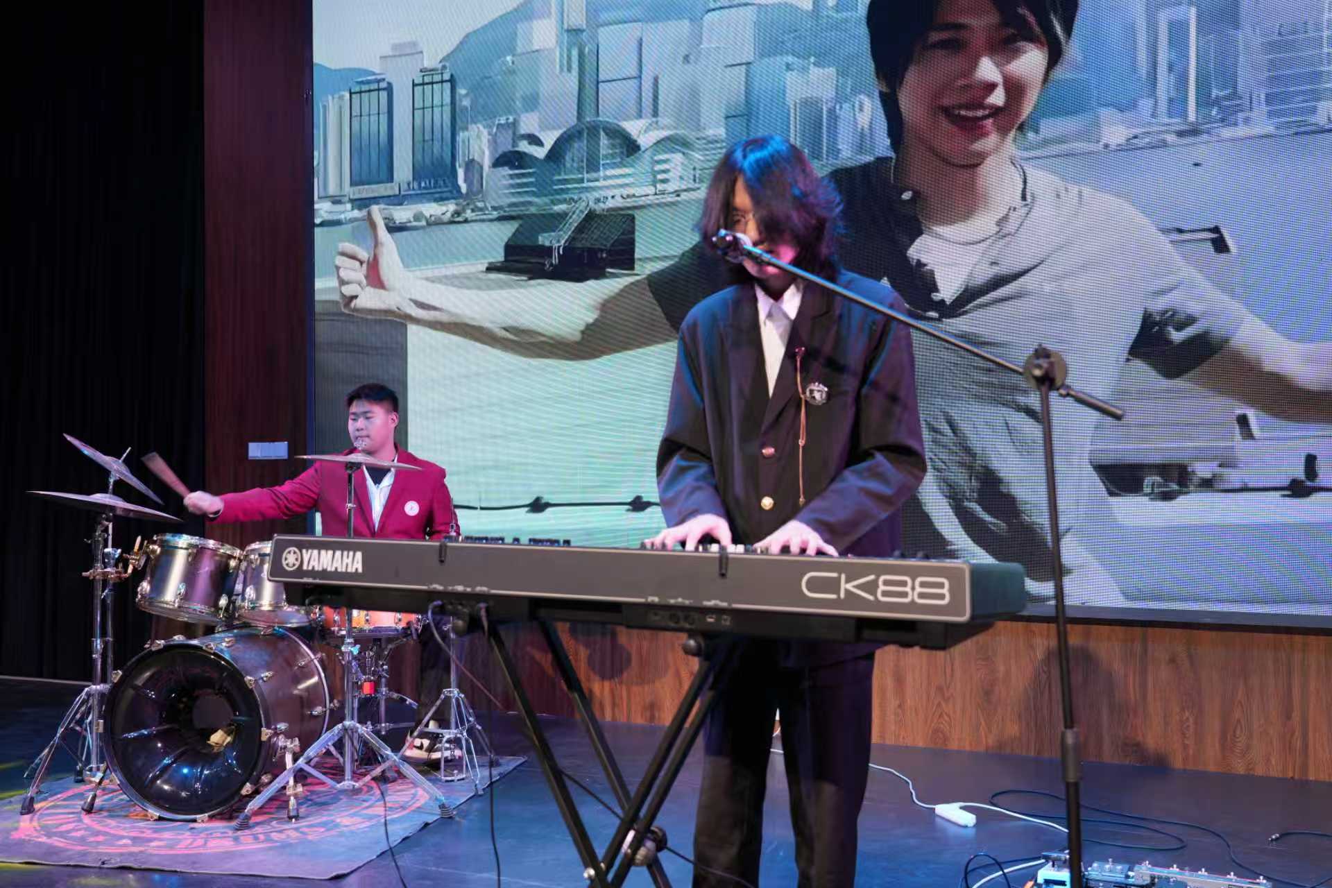 b773aa78ef085560173235180c7ba38c.jpg b773aa78ef085560173235180c7ba38c.jpg