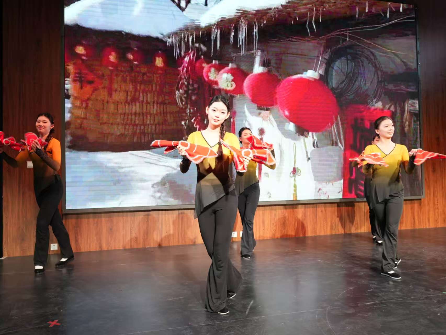 2aaf2341270b0259f1f9688715cba85a.jpg 2aaf2341270b0259f1f9688715cba85a.jpg