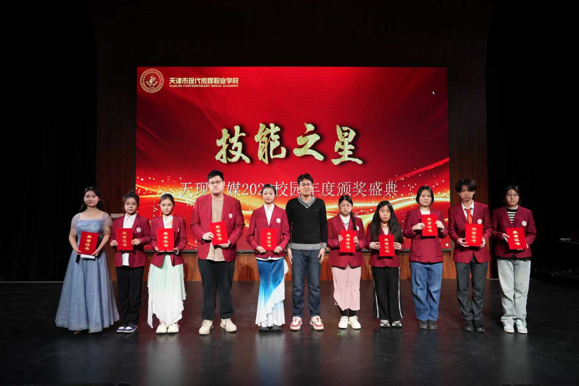 b14d51a5cc699b87f1fcd742adcf38cc.jpg b14d51a5cc699b87f1fcd742adcf38cc.jpg