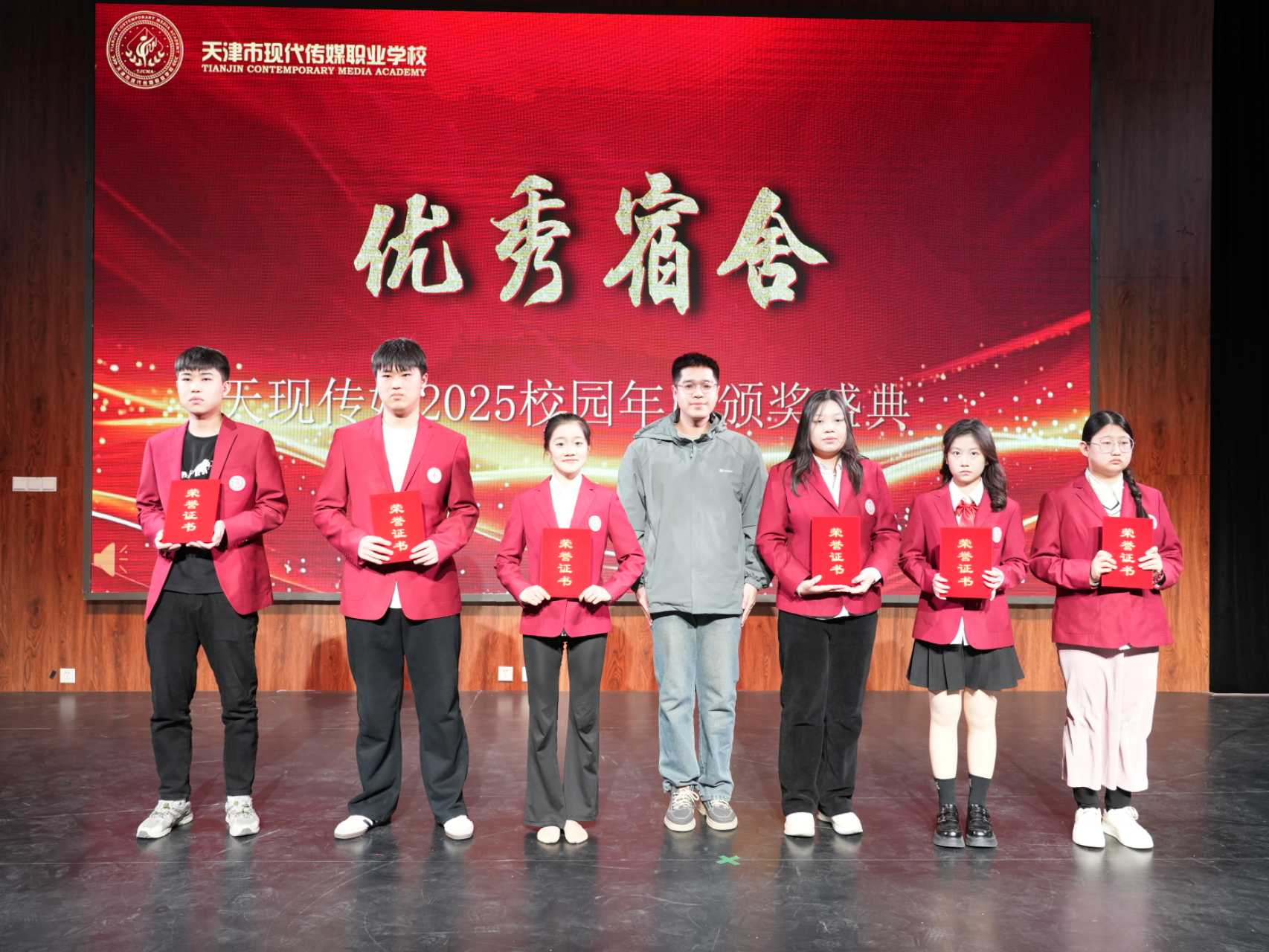 3a8f44fdd82937d145fb3d0ea5764bbe.jpg 3a8f44fdd82937d145fb3d0ea5764bbe.jpg