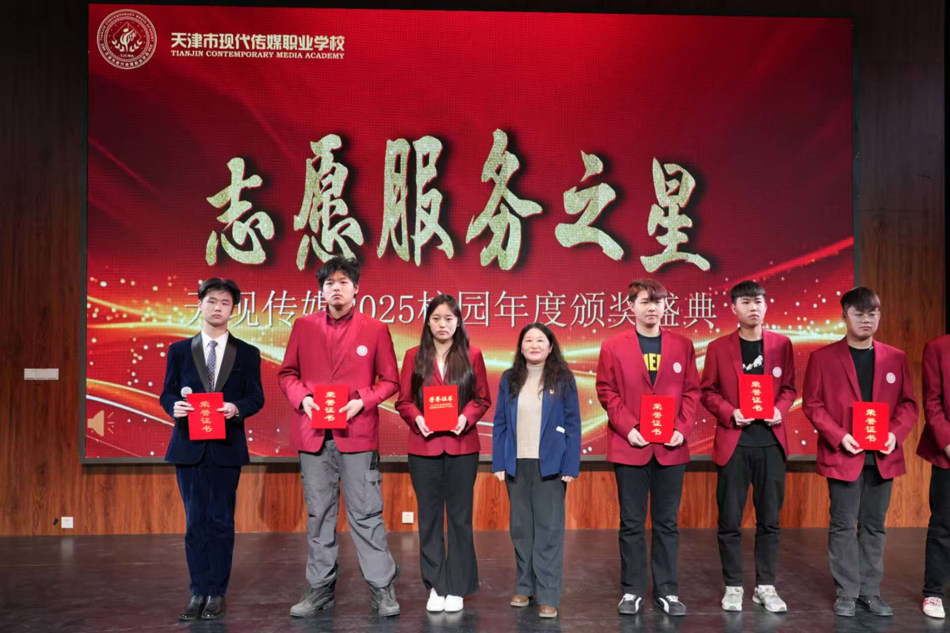 c1ef8f3538824883118e65503463b951.jpg c1ef8f3538824883118e65503463b951.jpg