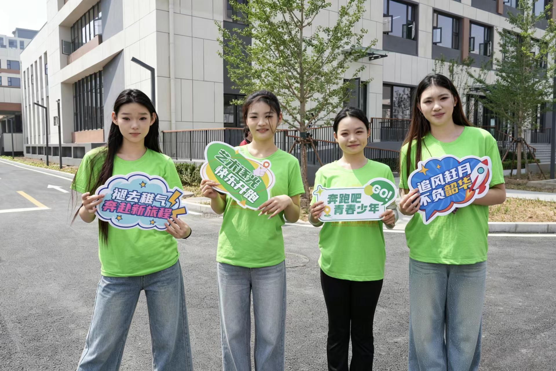 a8121dacb499854261a449df721fc190.jpg