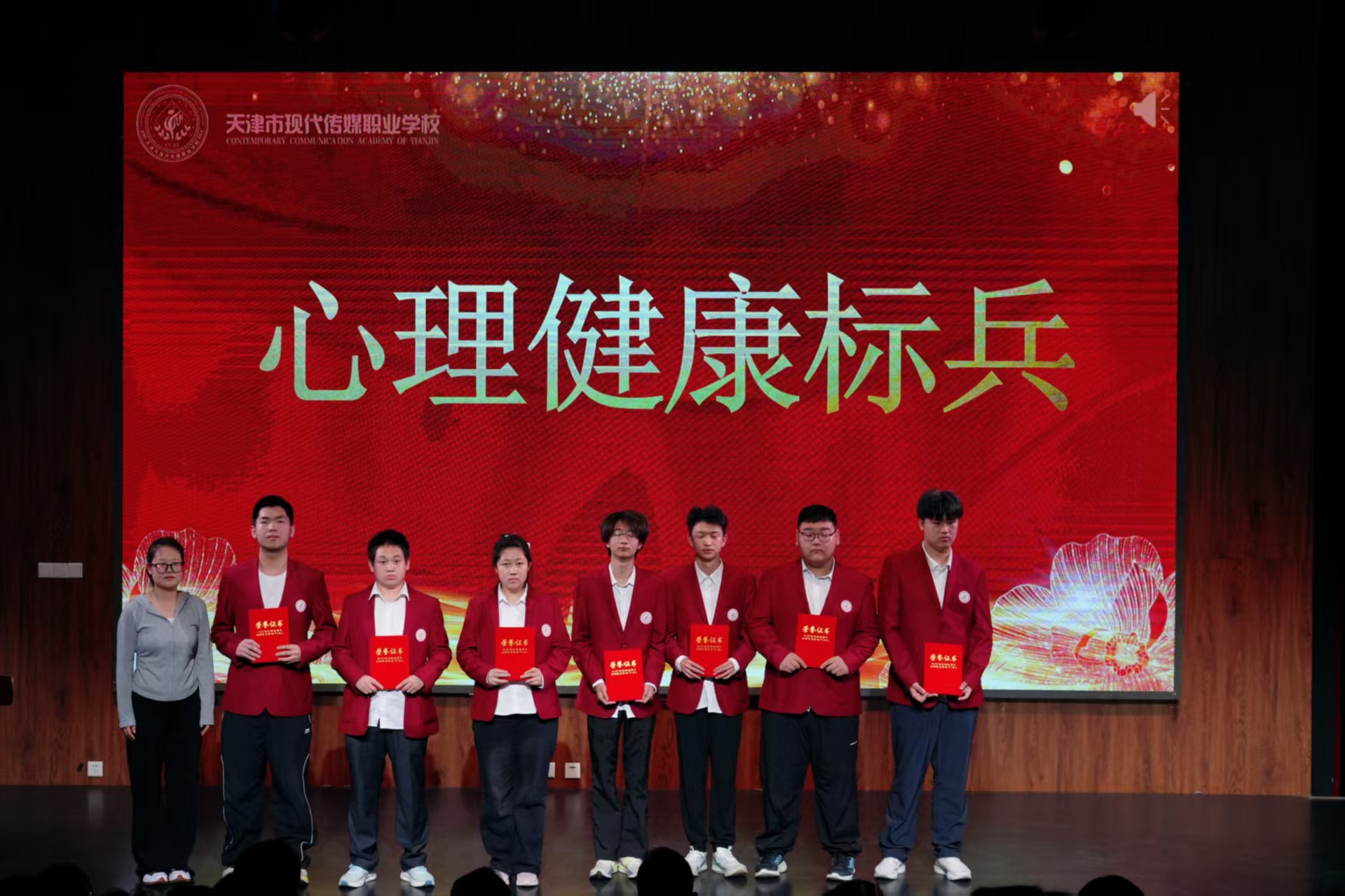f4953ffe41e91cdf6789c7ba40560d7d.jpg